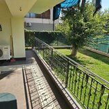 Pipera, Peninsula Petricani cinci camere 230 mp mobilat utilat curte 350 mp